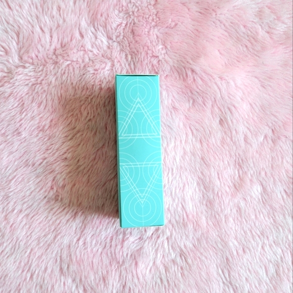 KOA LIFE Mist Me Rejuvenating Toner Facial Spray - Picture 3 of 5